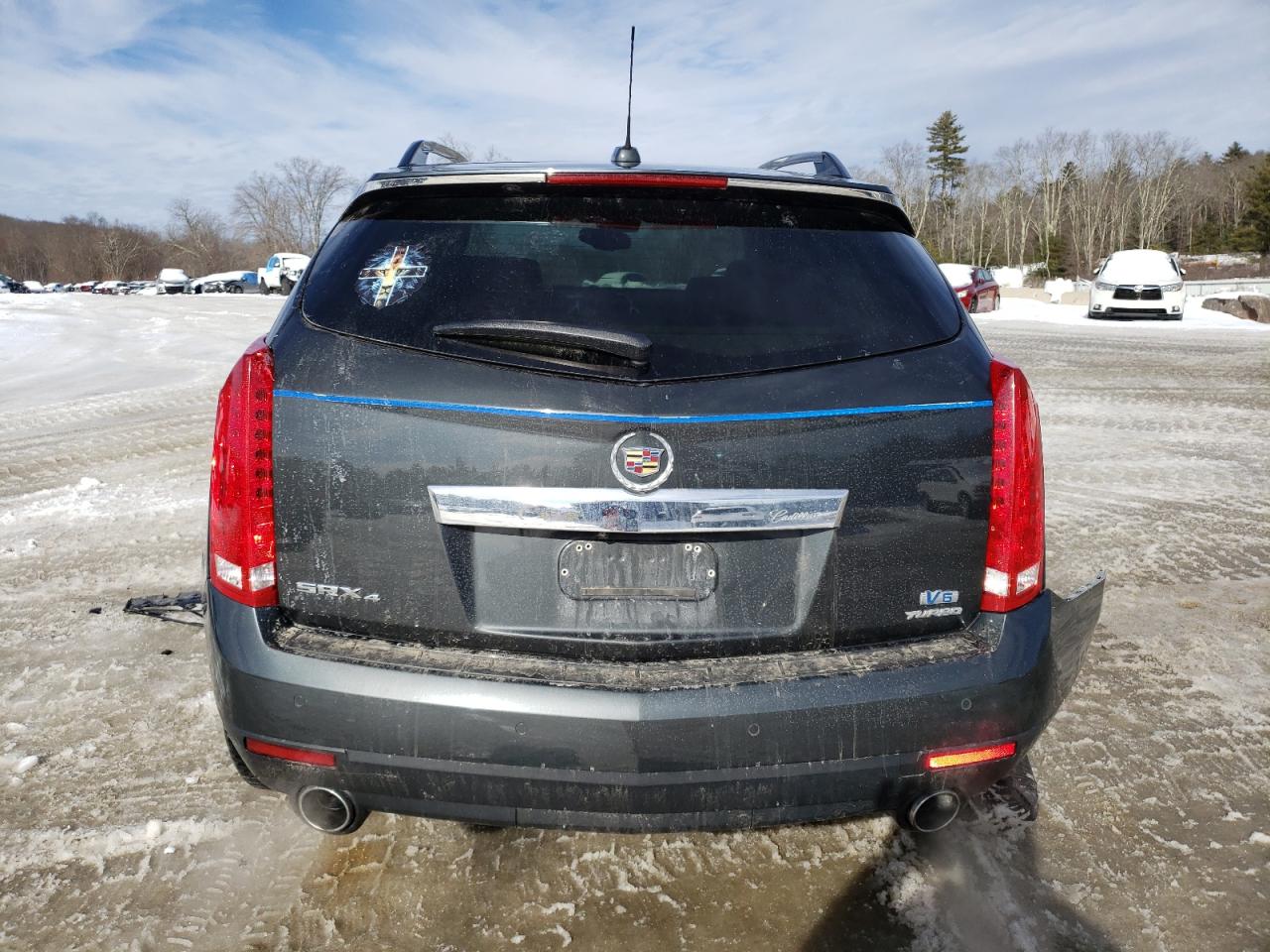 2016 Cadillac SRX VIN 3GYFNCE33GS530055 Copart auction photo, side / undercarriage damage thumbnail 6