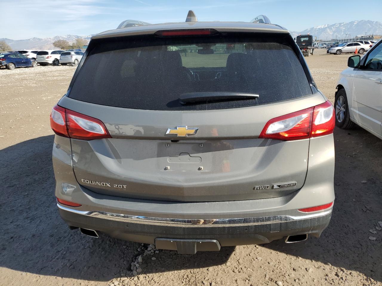 2018 Chevrolet Equinox VIN 3GNAXWEX5JS607375 Copart auction photo, front end damage thumbnail 6