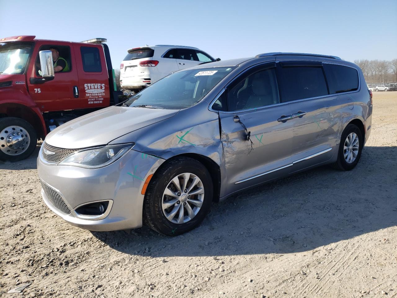 2018 Chrysler Pacifica VIN 2C4RC1BG2JR141738