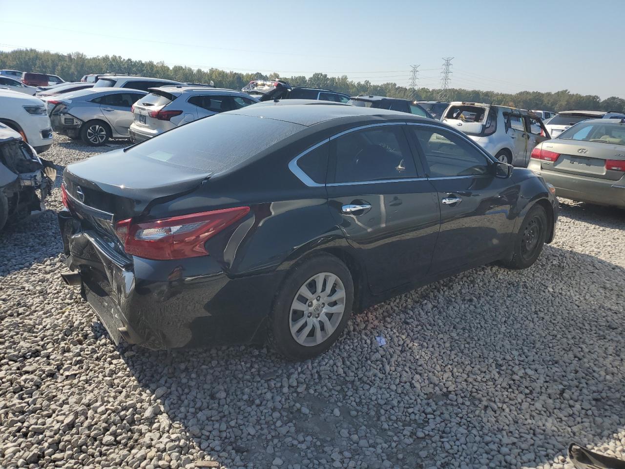 2018 Nissan Altima VIN 1N4AL3AP8JC172128 Copart auction photo, rear end damage thumbnail 3