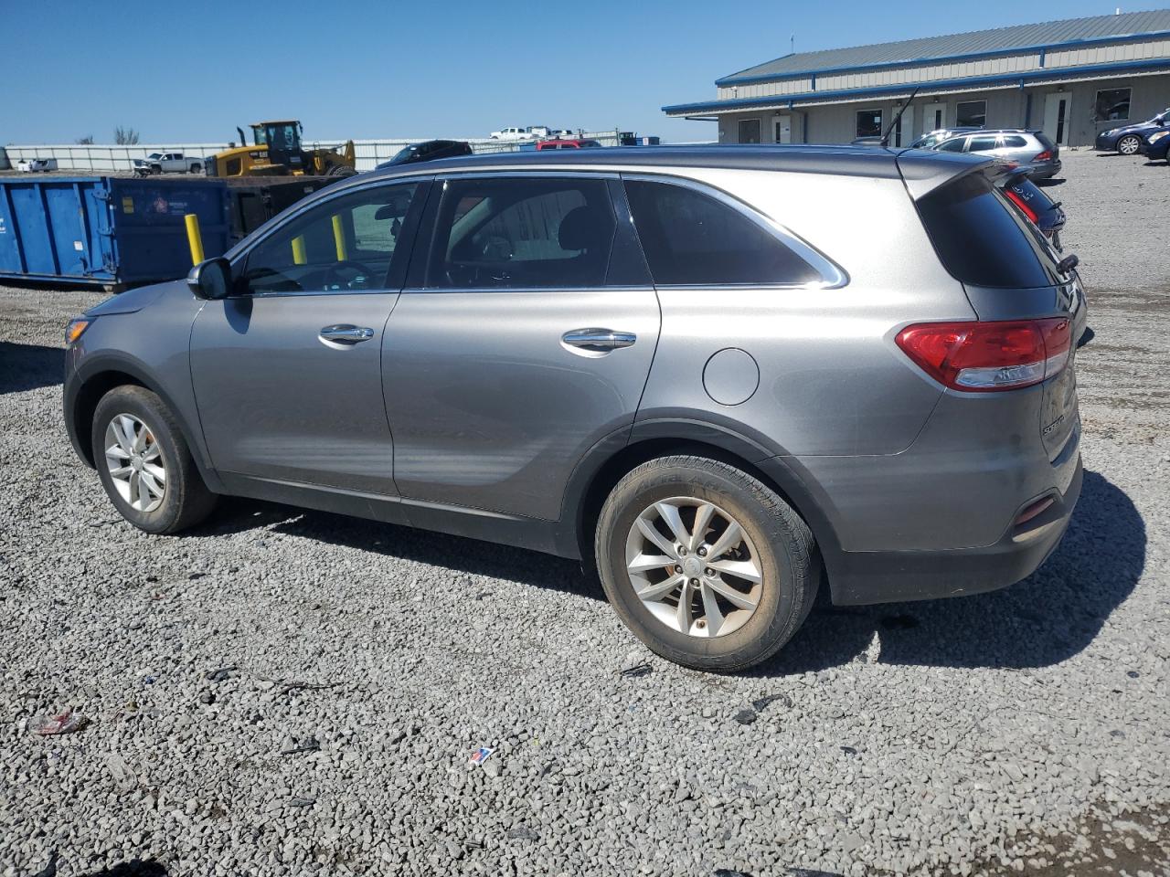 2018 KIA Sorento VIN 5XYPG4A30JG424560 Copart auction photo, water/flood damage thumbnail 2