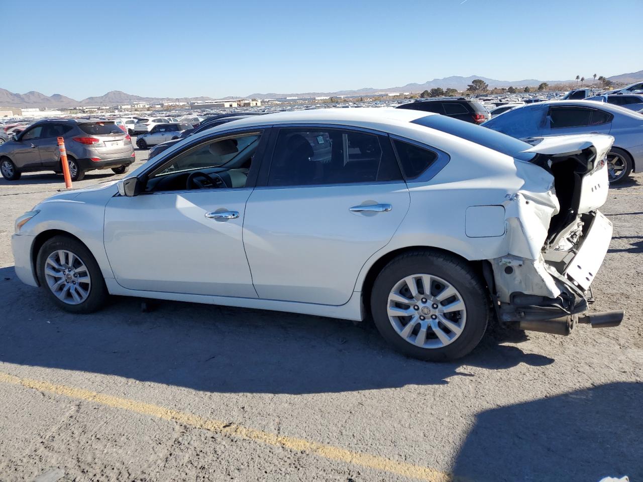 2013 Nissan Altima VIN 1N4AL3AP6DC901165 Copart auction photo, rear end damage thumbnail 2