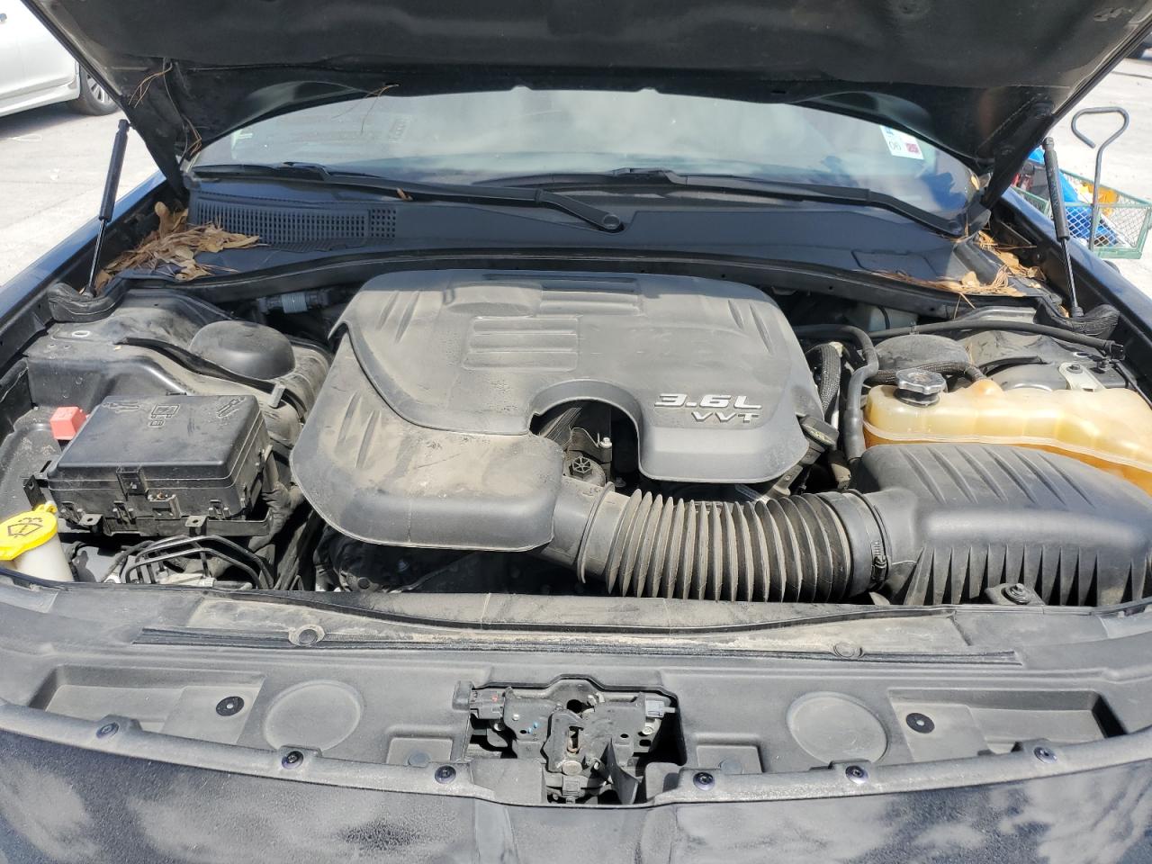 2016 Chrysler 300 VIN 2C3CCAEG2GH342527 Copart auction photo, vandalism damage thumbnail 11