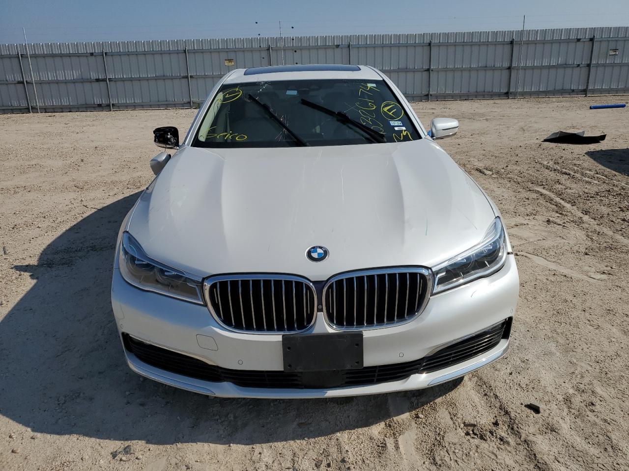 2018 BMW 7er VIN WBA7F2C54JG423721 Copart auction photo, water/flood damage thumbnail 5