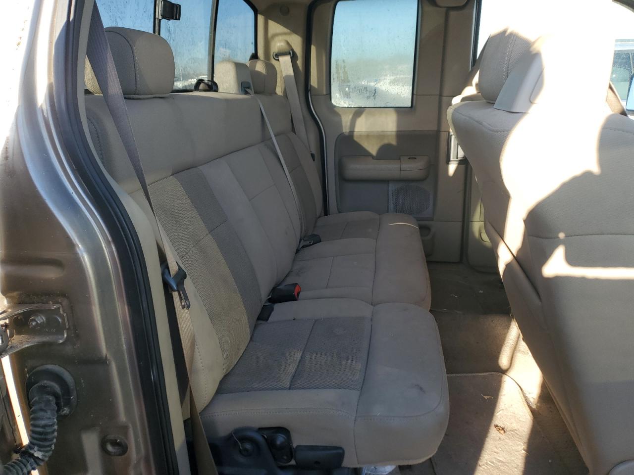 2005 Ford F-150 VIN 1FTPX14505FB44965 Copart auction photo, water/flood / rear end damage thumbnail 10