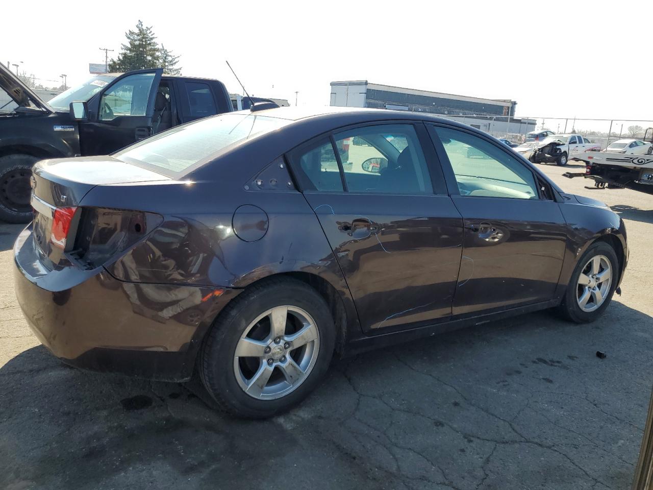 2015 Chevrolet Cruze VIN 1G1PC5SB9F7285212 Copart auction photo, side / rear end damage thumbnail 3