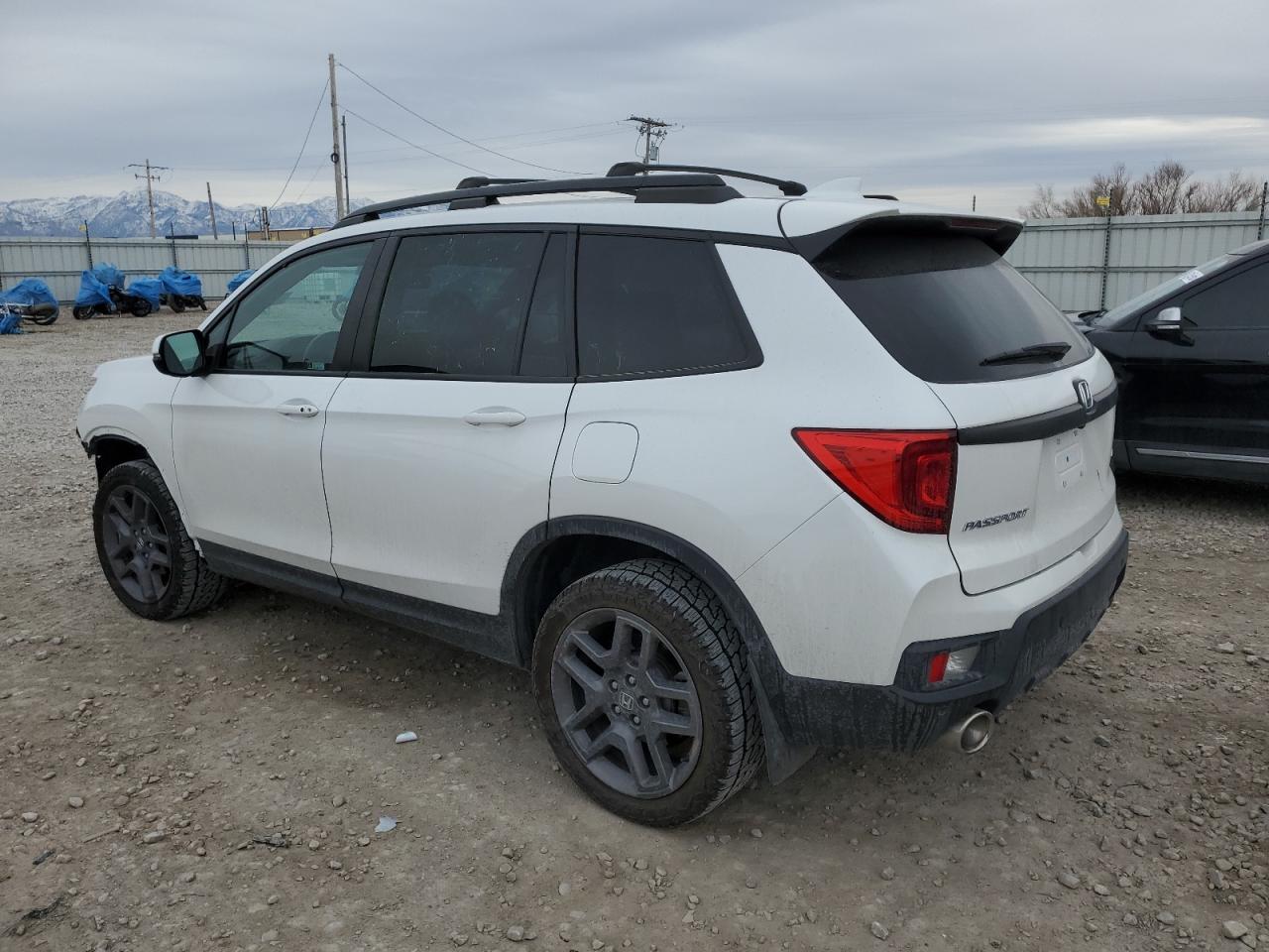 2022 Honda Passport VIN 5FNYF8H5XNB019129 Copart auction photo, front end damage thumbnail 2