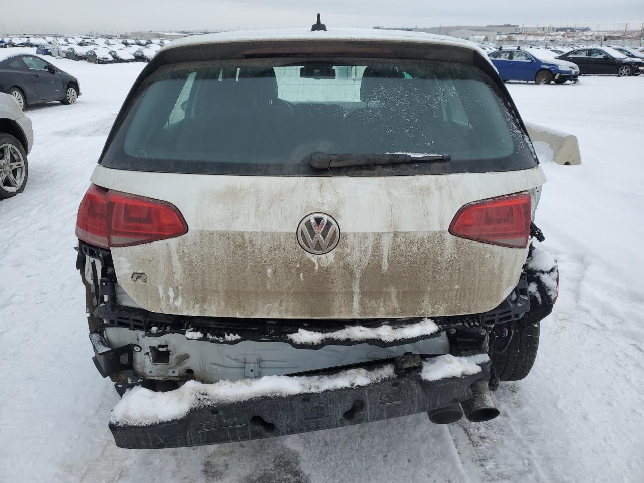 2016 Volkswagen Golf VIN WVWUF7AU4GW137976 Copart auction photo, rear end / minor dent/scratches damage thumbnail 6