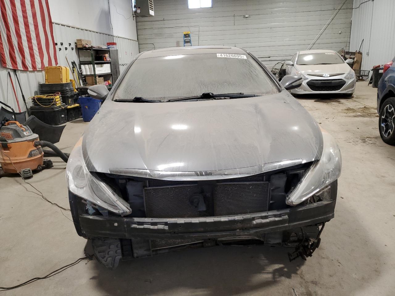 2011 Hyundai Sonata VIN 5NPEC4AC2BH302876 Copart auction photo, front end damage thumbnail 5