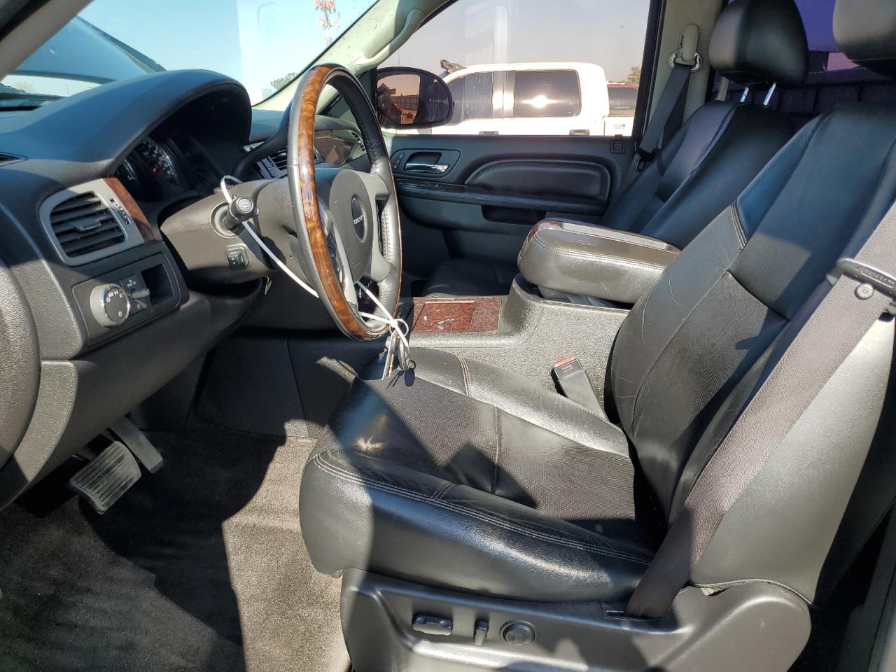 2012 GMC Yukon VIN 1GKS2EEF0CR286479 Copart auction photo, front end / minor dent/scratches damage thumbnail 7