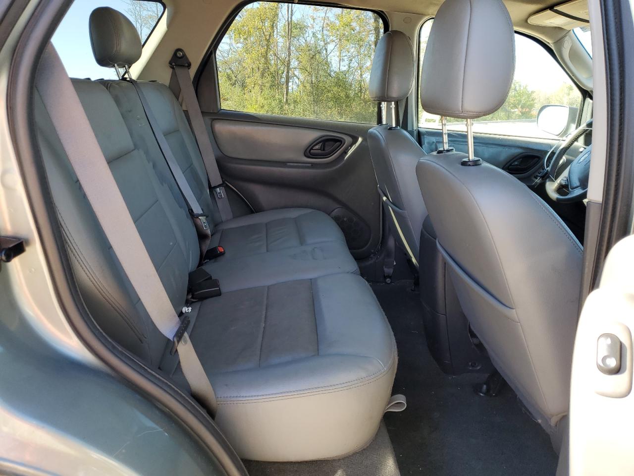 2006 Ford Escape VIN 1FMYU93186KA54963 Copart auction photo, front end / minor dent/scratches damage thumbnail 11