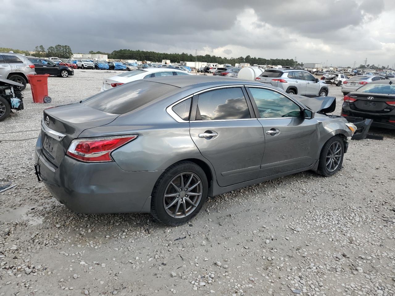 2015 Nissan Altima VIN 1N4AL3AP4FN897074 Copart auction photo, front end damage thumbnail 3