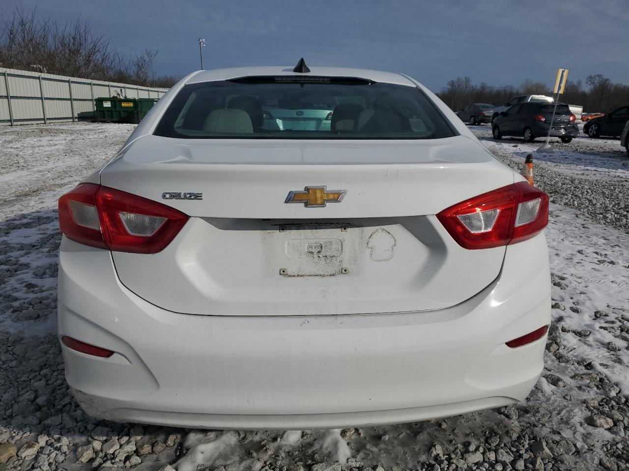 2016 Chevrolet Cruze VIN 1G1BC5SM7G7253940 Copart auction photo, front end / minor dent/scratches damage thumbnail 6