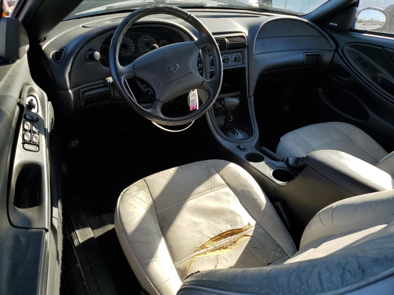 2002 Ford Mustang VIN 1FAFP44422F158128 Copart auction photo, mechanical / minor dent/scratches damage thumbnail 8