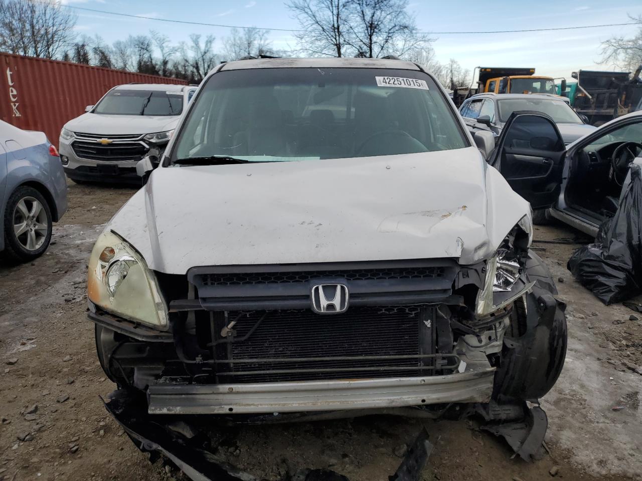 2003 Honda Pilot VIN 2HKYF18563H583995 Copart auction photo, front end / side damage thumbnail 5