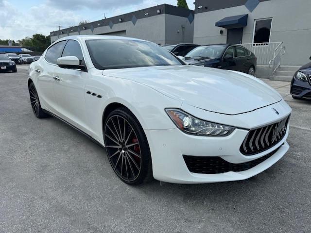 2019 Maserati Ghibli VIN ZAM57YSAXK1318416 Copart auction photo, missing/altered vin damage thumbnail 4