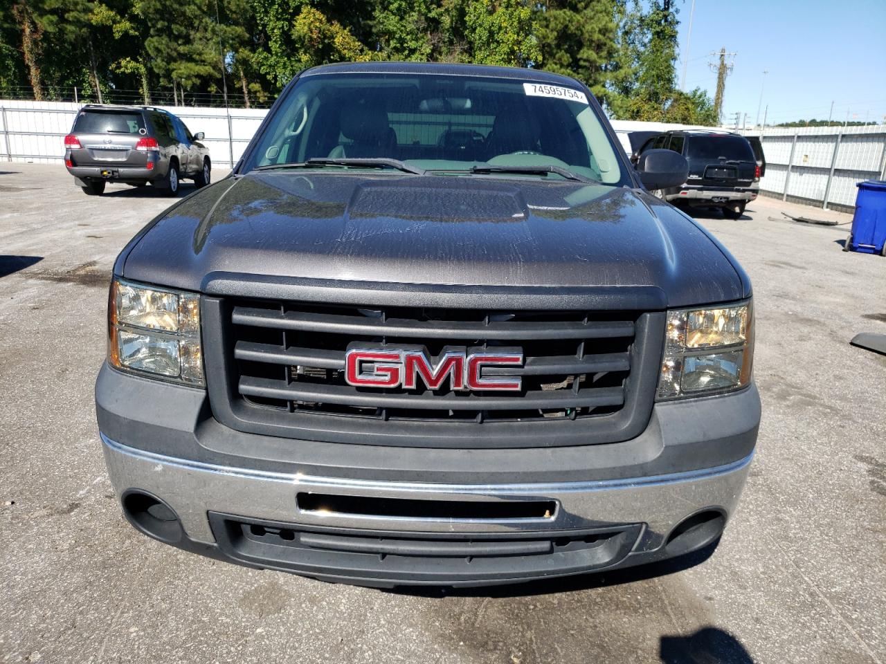 2010 GMC Sierra VIN 1GTSCTEX8AZ286054 Copart auction photo, side damage thumbnail 5