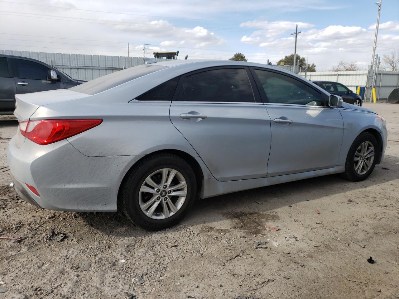 2014 Hyundai Sonata VIN 5NPEB4AC5EH899934 Copart auction photo, vandalism / minor dent/scratches damage thumbnail 3