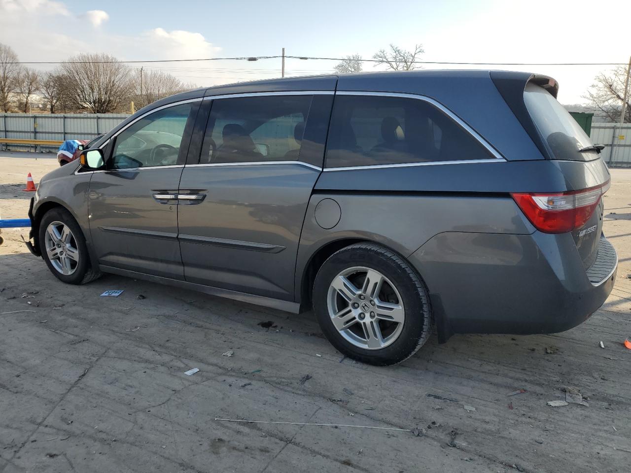 2011 Honda Odyssey VIN 5FNRL5H99BB015177 Copart auction photo, front end damage thumbnail 2