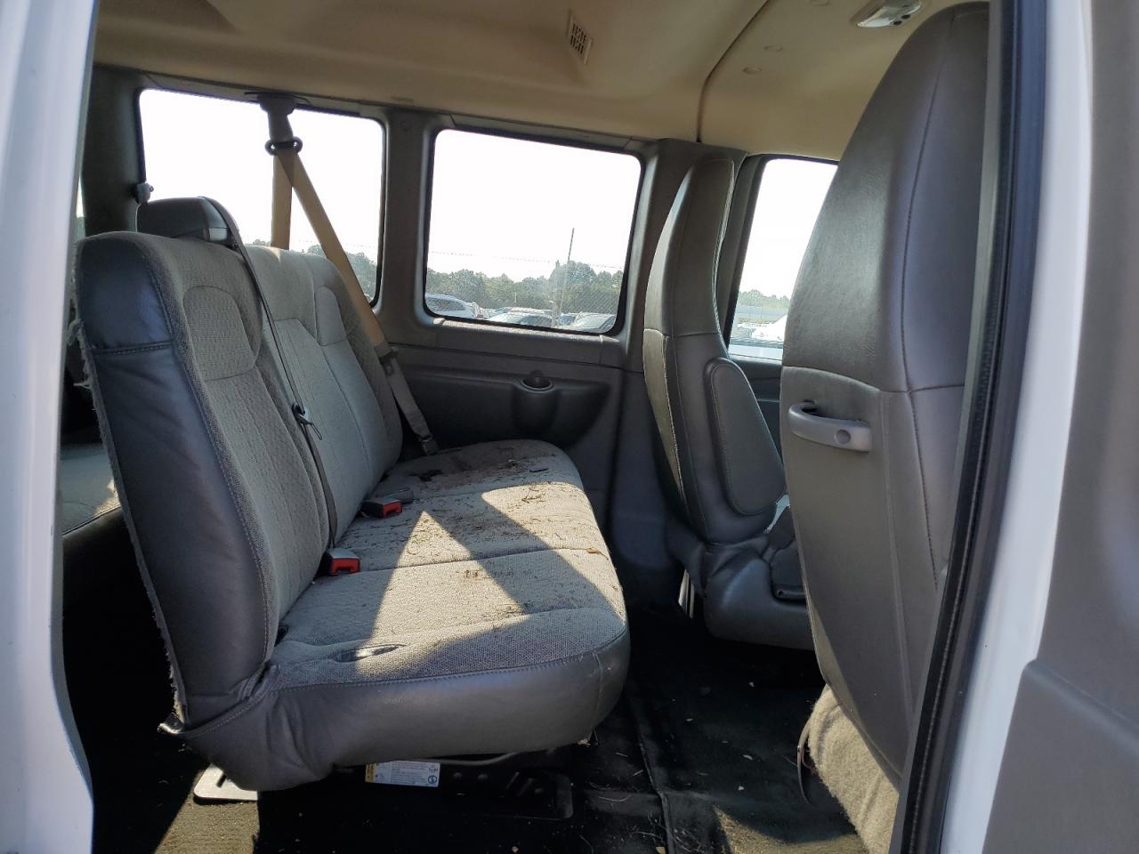 2016 Chevrolet Express VIN 1GAZGPFG9G1296066 Copart auction photo, mechanical / front end damage thumbnail 11