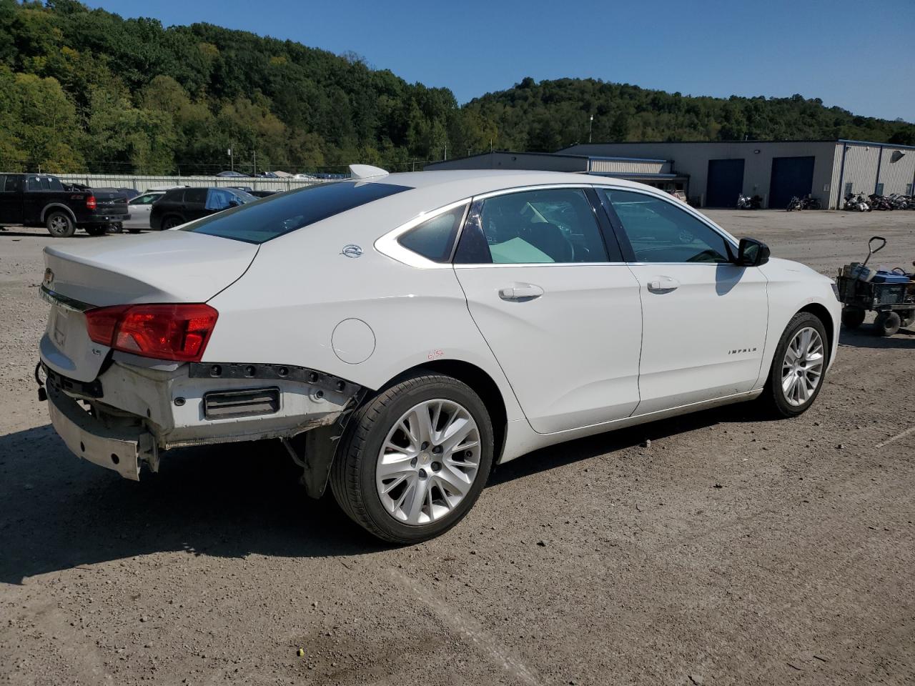 2015 Chevrolet Impala VIN 1G11Z5SL4FU123860 Copart auction photo, rear end damage thumbnail 3
