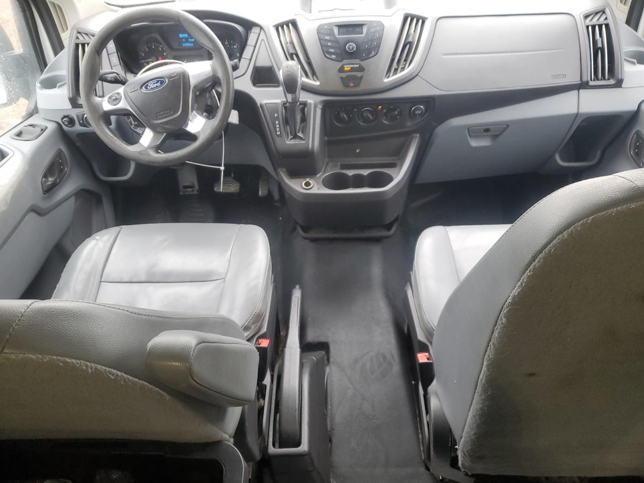2018 Ford Transit VIN 1FTYE1YM9JKA25907 Copart auction photo, all over damage thumbnail 8