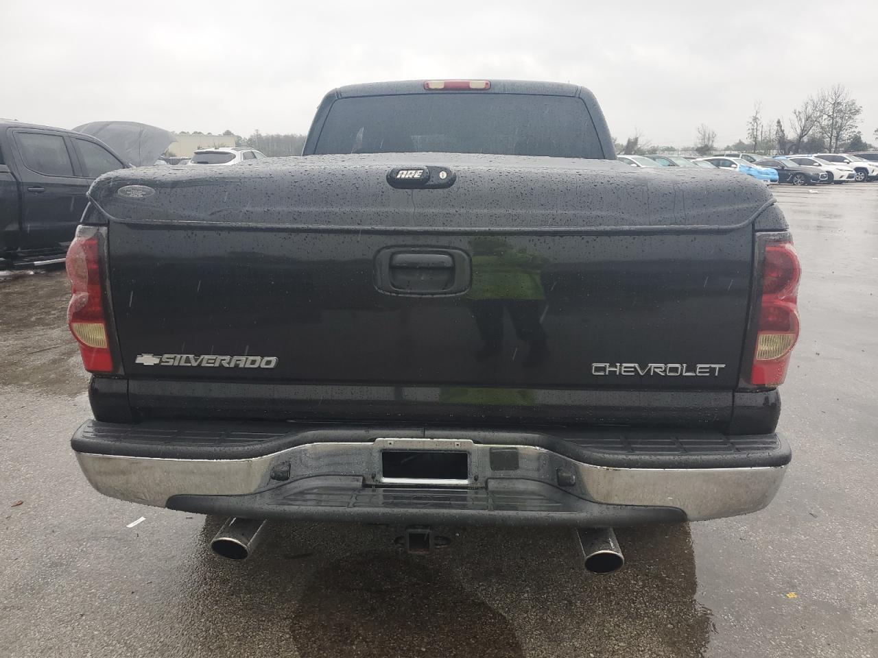 2004 Chevrolet Silverado VIN 2GCEC19T841114239 Copart auction photo, front end / side damage thumbnail 6