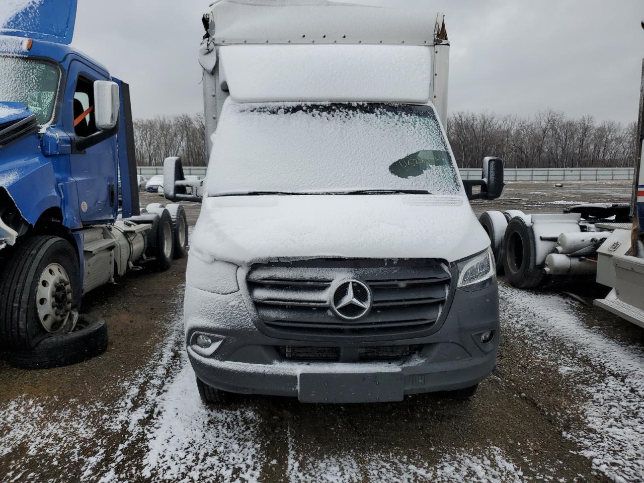 2023 Mercedes-Benz Sprinter VIN W1X8N33Y7PN271450 Copart auction photo, top/roof / side damage thumbnail 5