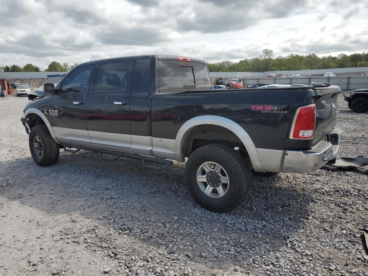 2013 RAM 2500 VIN 3C6UR5NL1DG562490 Copart auction photo, front end / side damage thumbnail 2