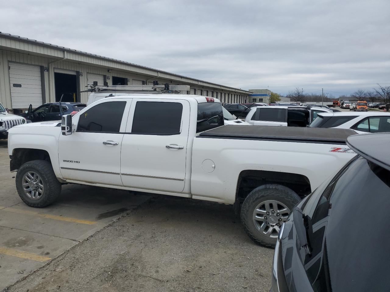 2015 Chevrolet Silverado VIN 1GC1KVE86FF194615 Copart auction photo, front end damage thumbnail 2