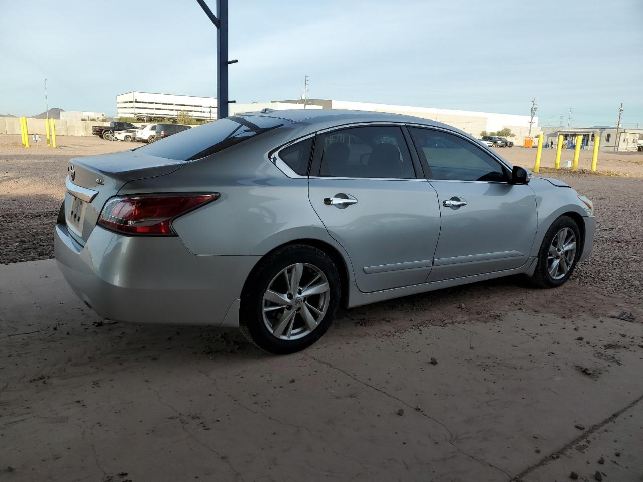 2015 Nissan Altima VIN 1N4AL3AP4FN364660 Copart auction photo, front end damage thumbnail 3
