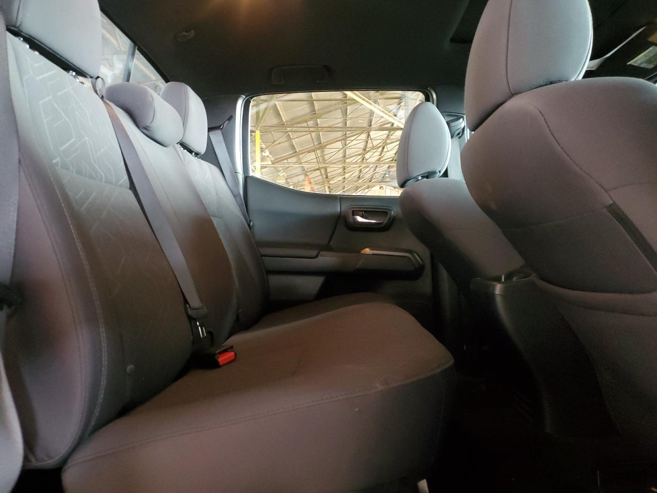 2017 Toyota Tacoma VIN 3TMCZ5AN8HM055346 Copart auction photo, rear end damage thumbnail 10