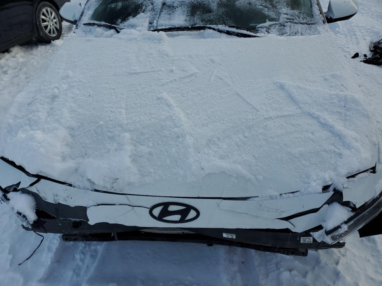 2024 Hyundai Elantra VIN KMHLM4DG0RU736051 Copart auction photo, front end / minor dent/scratches damage thumbnail 11
