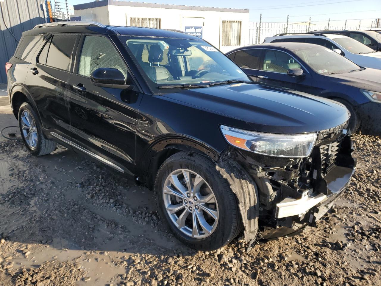 2023 Ford Explorer VIN 1FMSK8FH3PGB19723 Copart auction photo, side / front end damage thumbnail 4