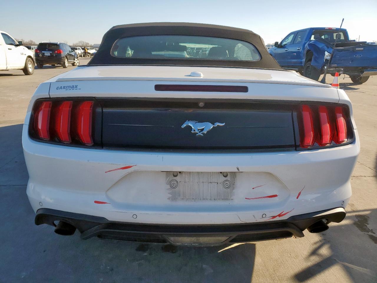 2019 Ford Mustang VIN 1FATP8UH0K5104233 Copart auction photo, front end damage thumbnail 6