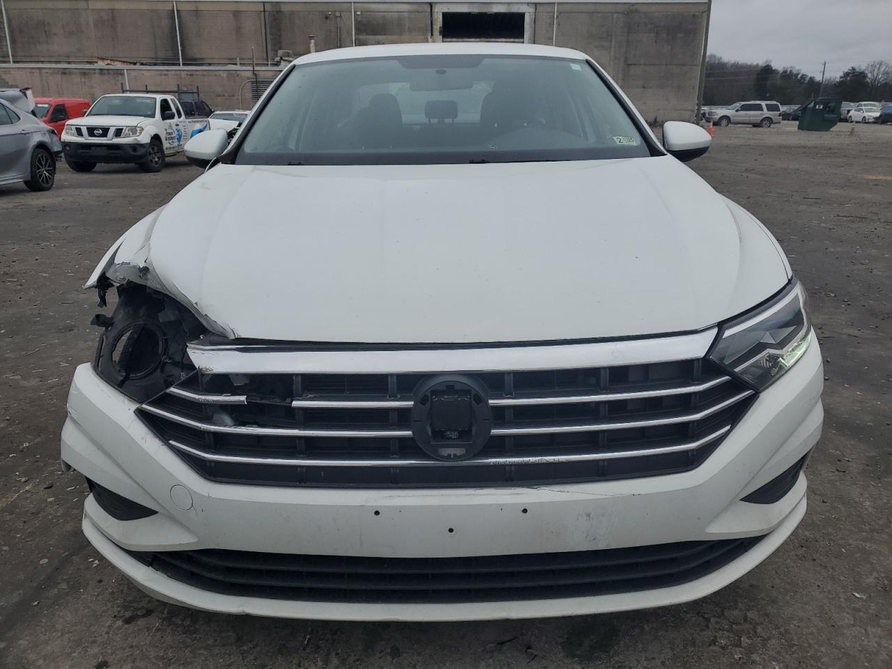 2019 Volkswagen Jetta VIN 3VWC57BU2KM256788 Copart auction photo, front end / side damage thumbnail 5