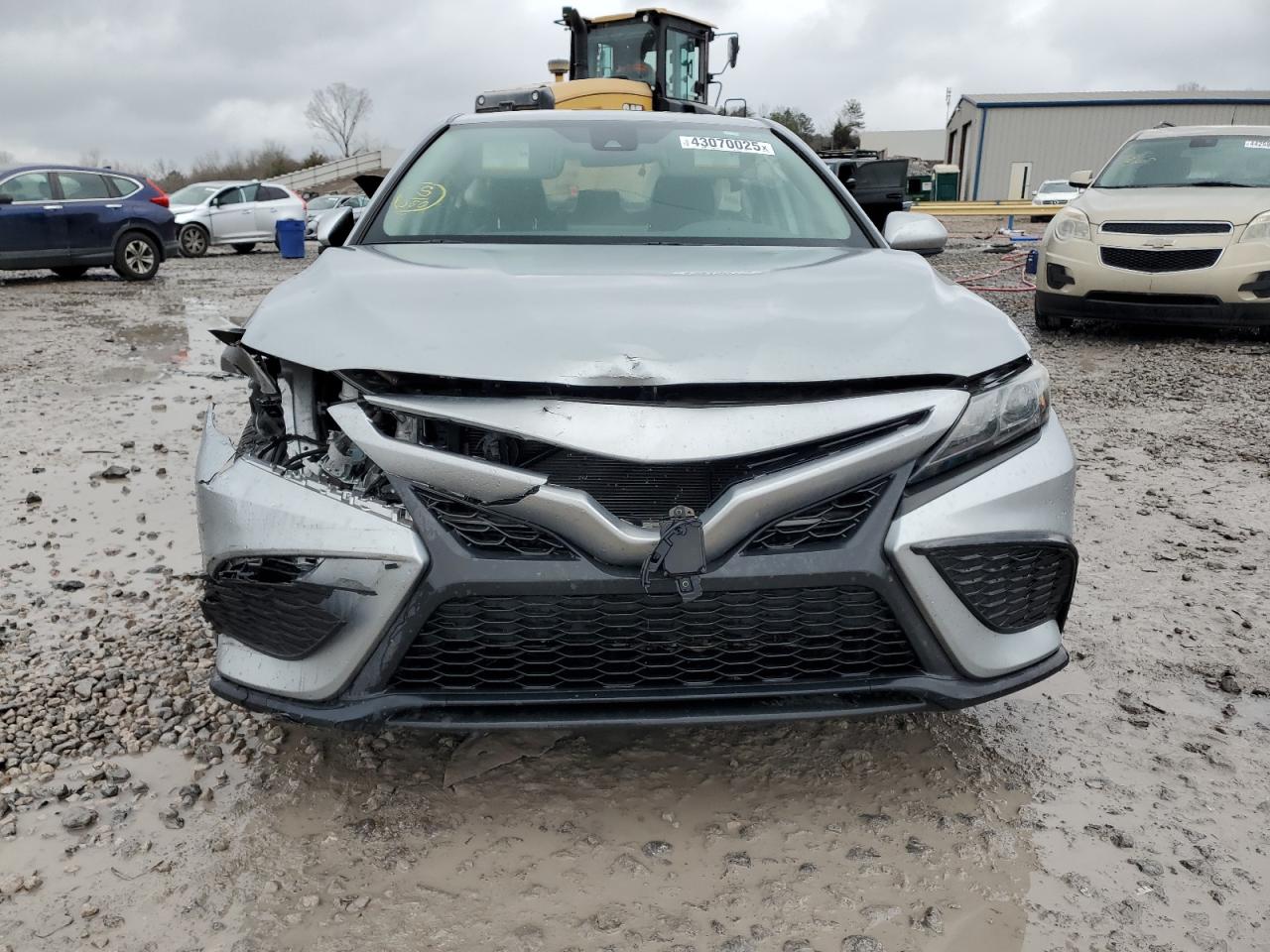 2021 Toyota Camry VIN 4T1G11AK3MU542009 Copart auction photo, front end damage thumbnail 5