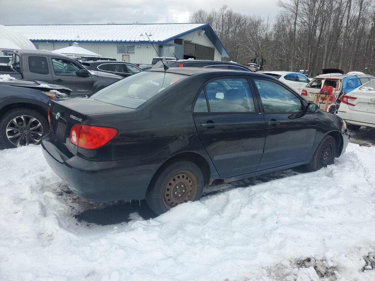 2004 Toyota Corolla VIN 2T1BR32E64C221140 Copart auction photo, front end / minor dent/scratches damage thumbnail 3