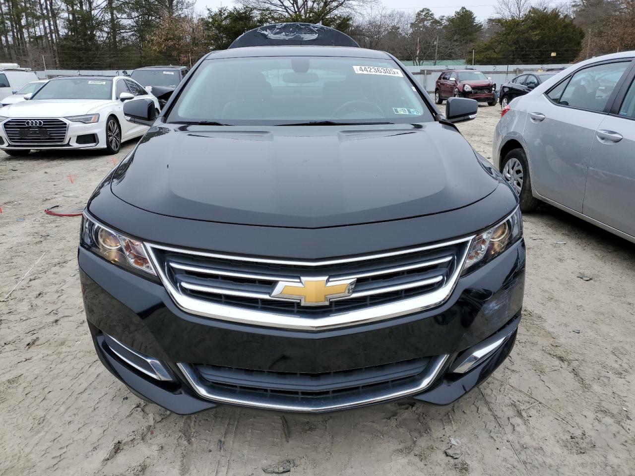 2017 Chevrolet Impala VIN 2G1105S33H9192159 Copart auction photo, front end / rear end damage thumbnail 5