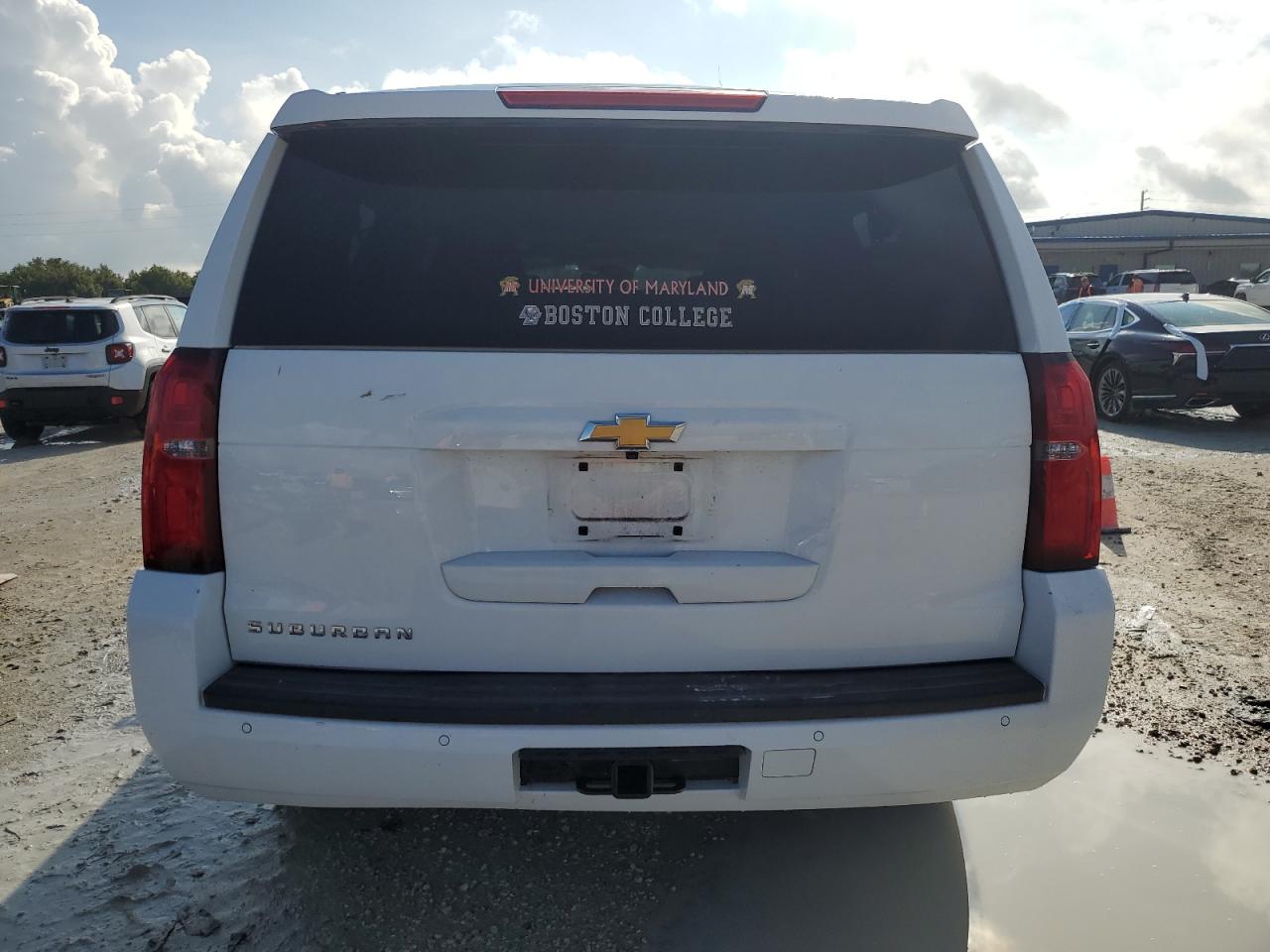 2016 Chevrolet Suburban VIN 1GNSKHKC4GR400021 Copart auction photo, water/flood damage thumbnail 6