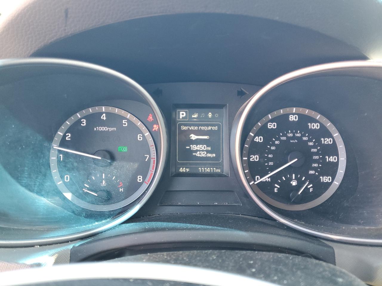 2018 Hyundai Santa Fe VIN 5XYZTDLB9JG550487 Copart auction photo, rear end damage thumbnail 9