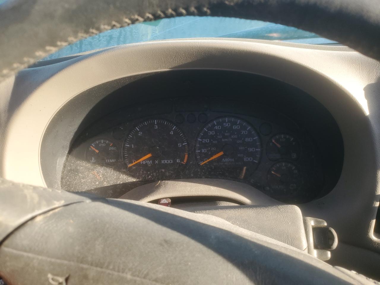 1998 GMC Jimmy VIN 1GKDT13W6W2552652 Copart auction photo, all over / mechanical damage thumbnail 9