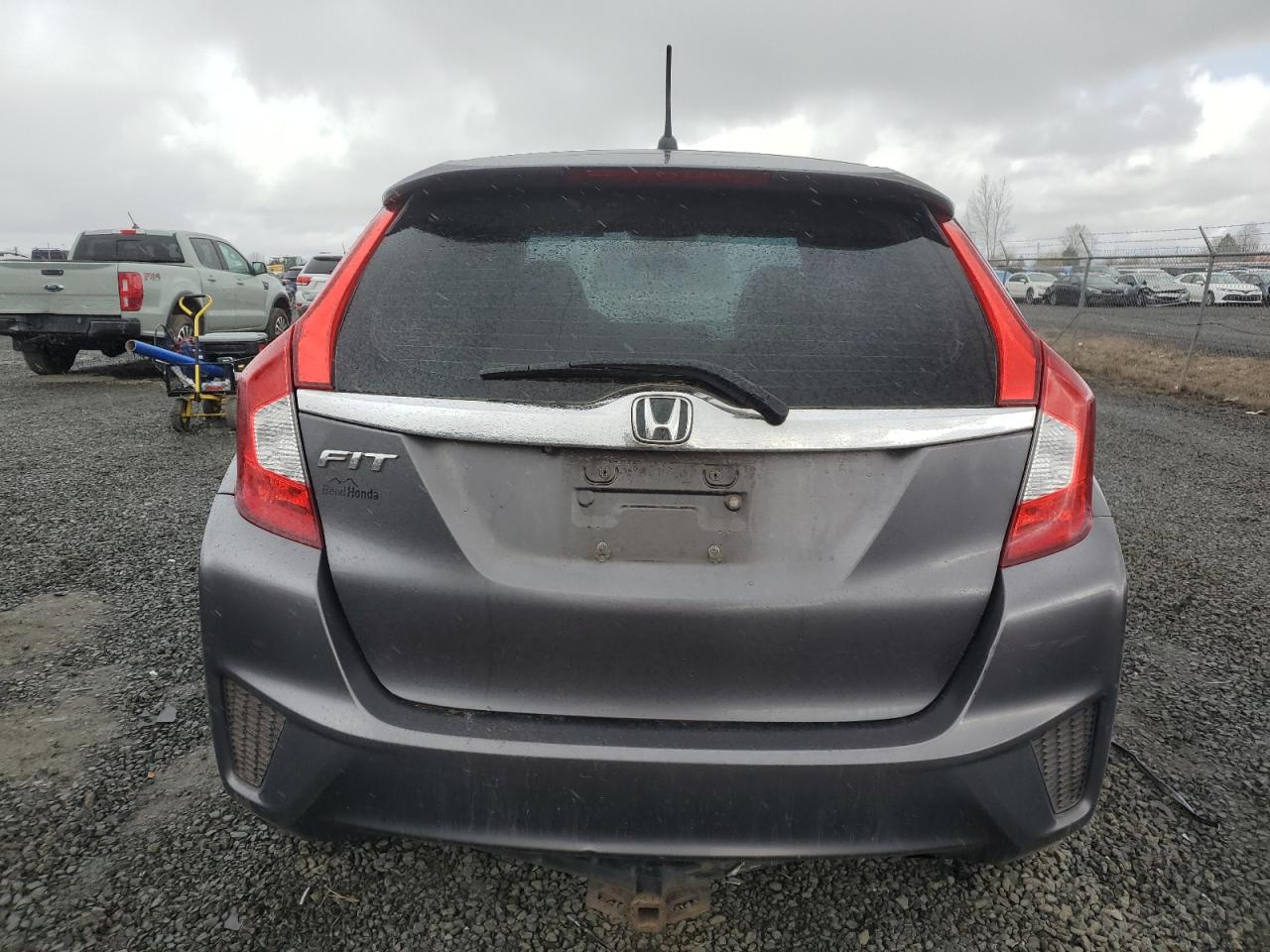 2015 Honda Fit VIN 3HGGK5G85FM762345 Copart auction photo, front end damage thumbnail 6