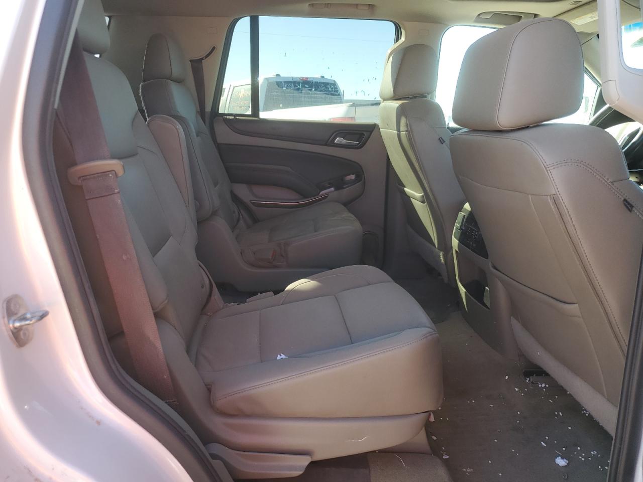 2017 Chevrolet Tahoe VIN 1GNSCBKCXHR388677 Copart auction photo, vandalism / all over damage thumbnail 11