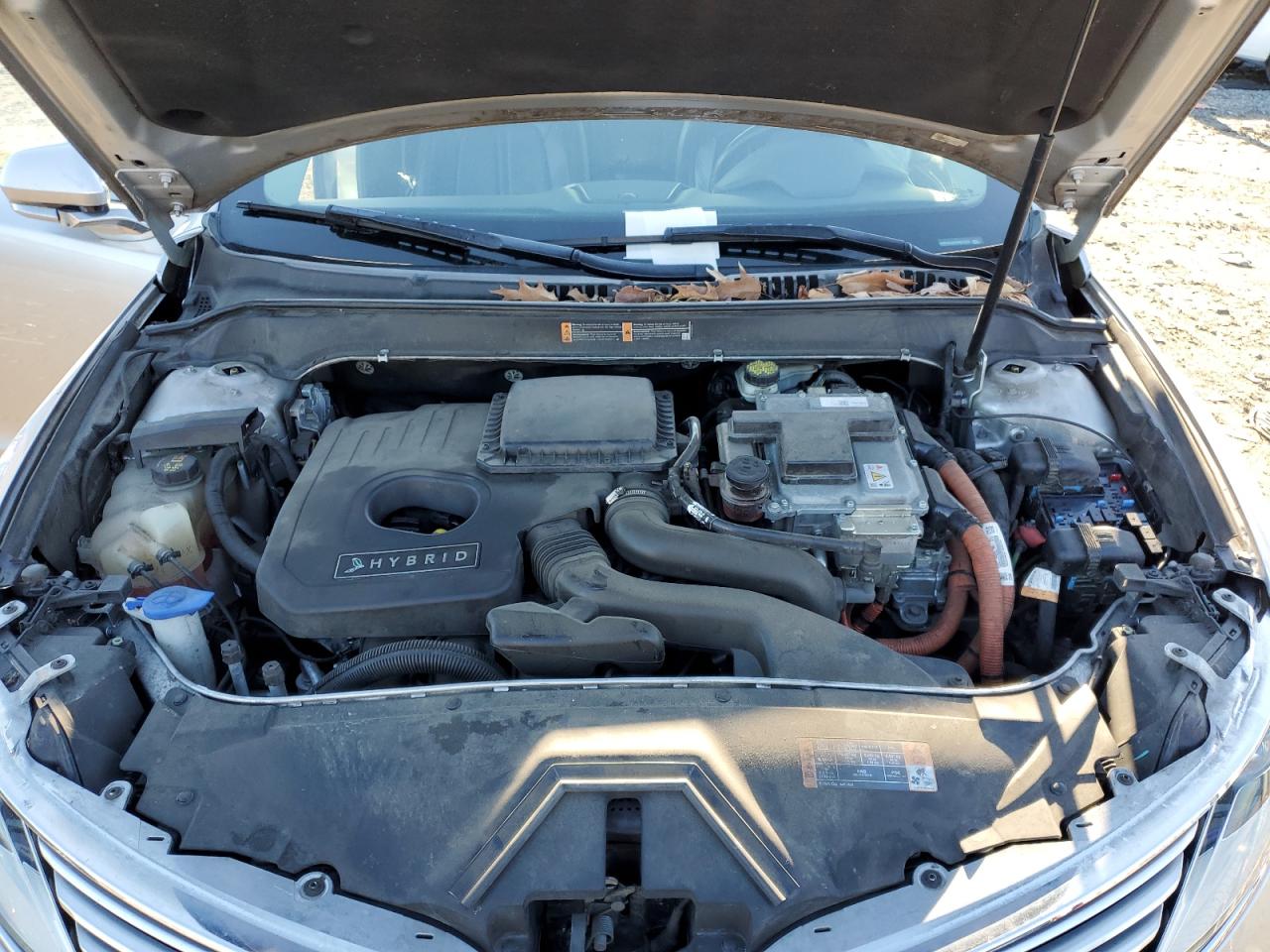 2016 Lincoln MKZ VIN 3LN6L2LU8GR631273 Copart auction photo, side / minor dent/scratches damage thumbnail 12