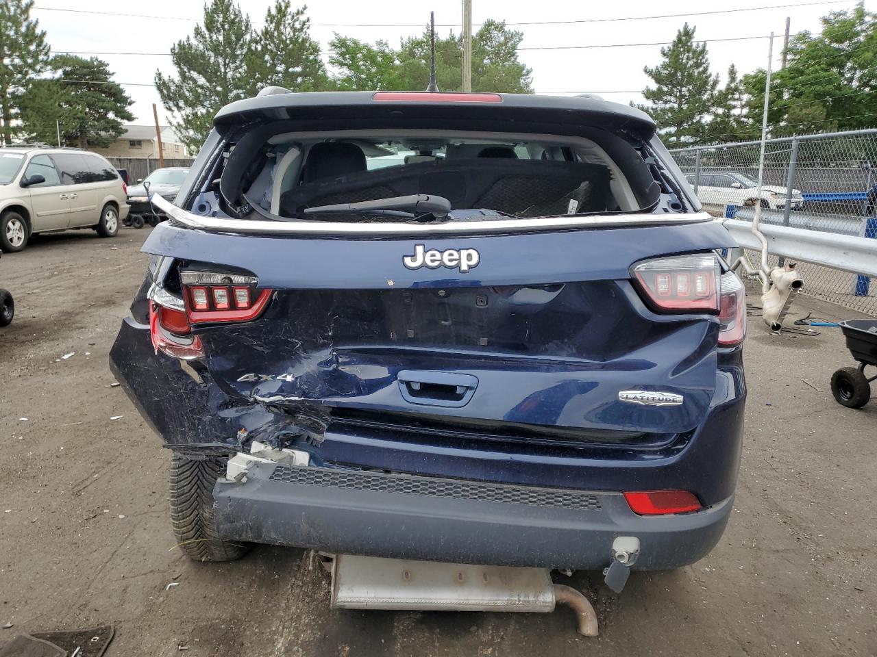 2019 Jeep Compass VIN 3C4NJDBB4KT690432 Copart auction photo, rear end damage thumbnail 6