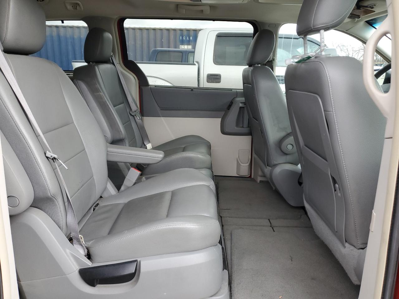 2008 Dodge Caravan VIN 2D8HN54XX8R742949 Copart auction photo, front end damage thumbnail 11
