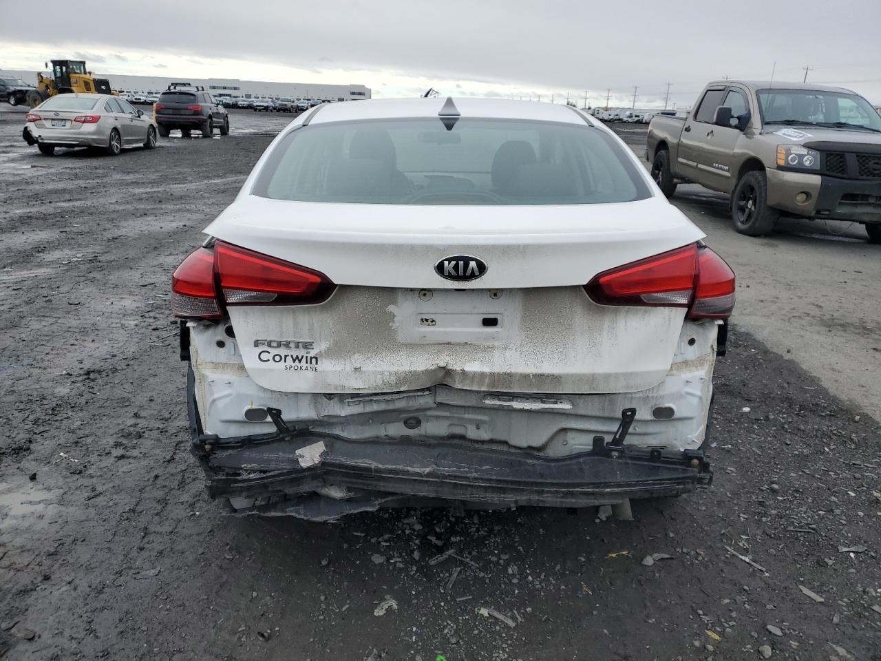 2018 KIA Forte VIN 3KPFL4A76JE204802 Copart auction photo, rear end damage thumbnail 6