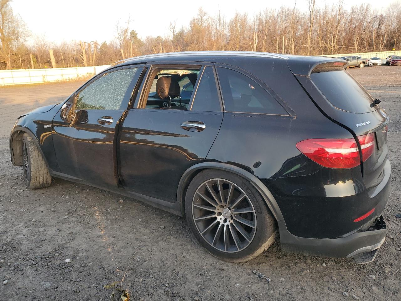 2018 Mercedes-Benz GLC VIN WDC0G6EB0JF425395 Copart auction photo, all over damage thumbnail 2