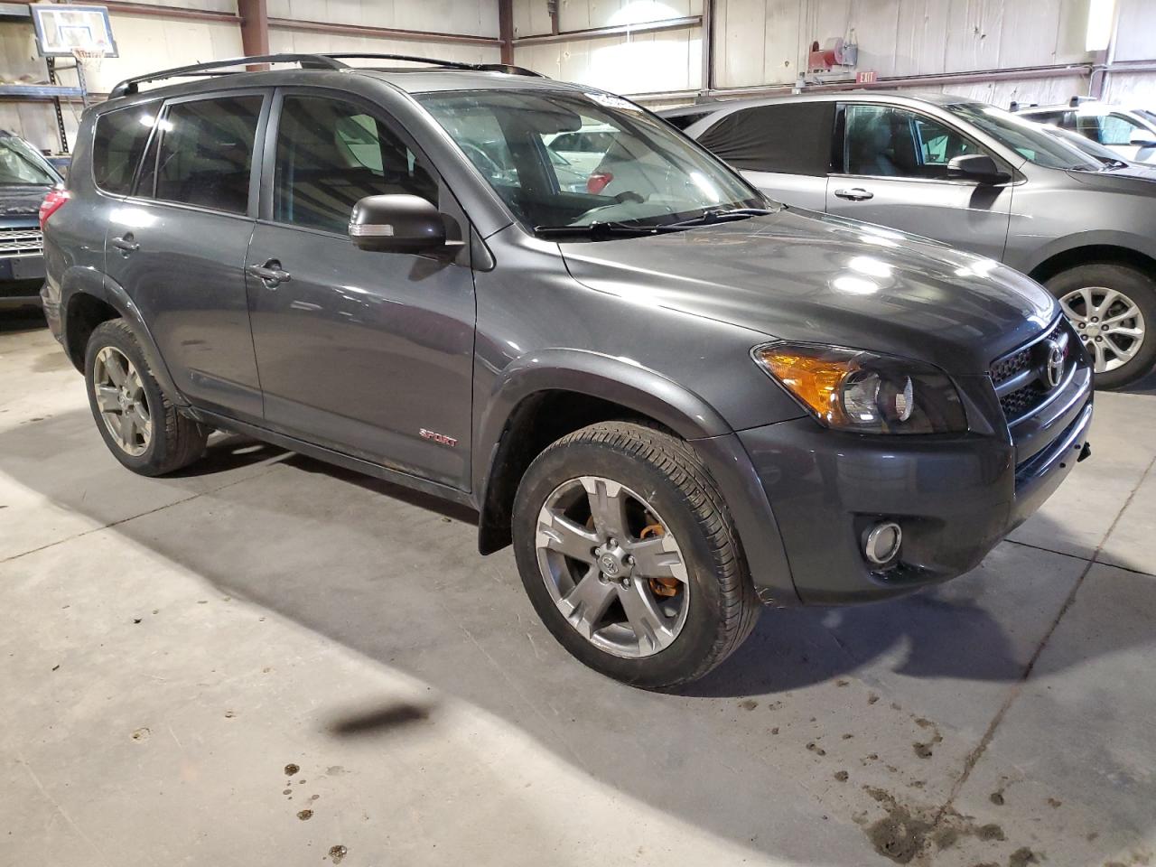2009 Toyota RAV 4 VIN JTMBK32VX95078072 Copart auction photo, front end / minor dent/scratches damage thumbnail 4